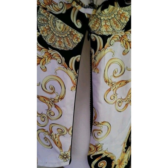 TopCapy Top Size EUR 36 US S Baroque Medusa Print V Neck Short Sleeve - Picture 9 of 11